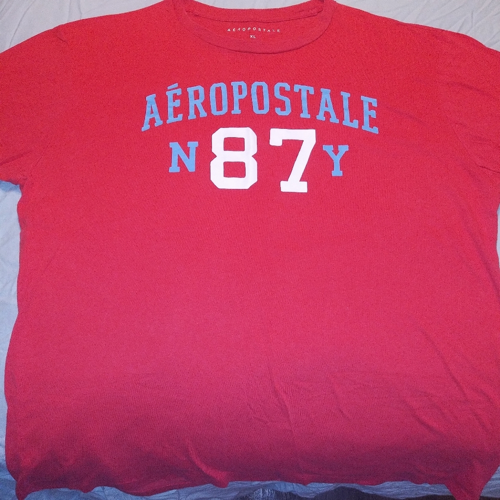 Aeropostale tee shirt